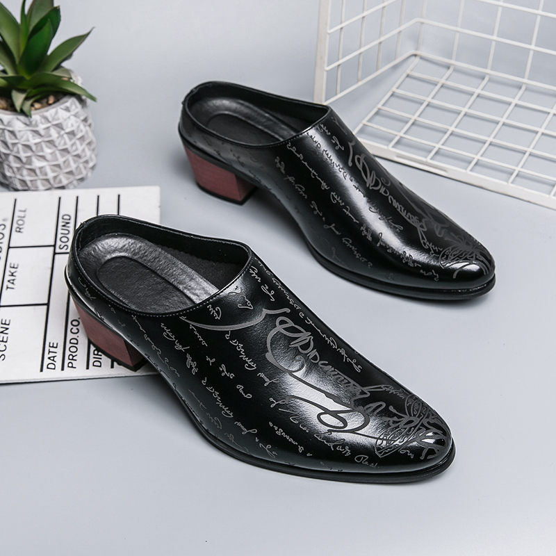 メンズブラウンレザーミュールスリッパレトロレタープリントポイ - Men'S Shoes With Toes のレビューと価格