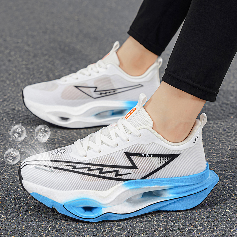 フルカーボンプレートアスレチックスニーカー、速乾ニットアッパ - Canvas Sneaker High のレビューと価格